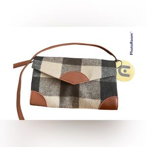 NWT Nila Anthony Crossbody Bag